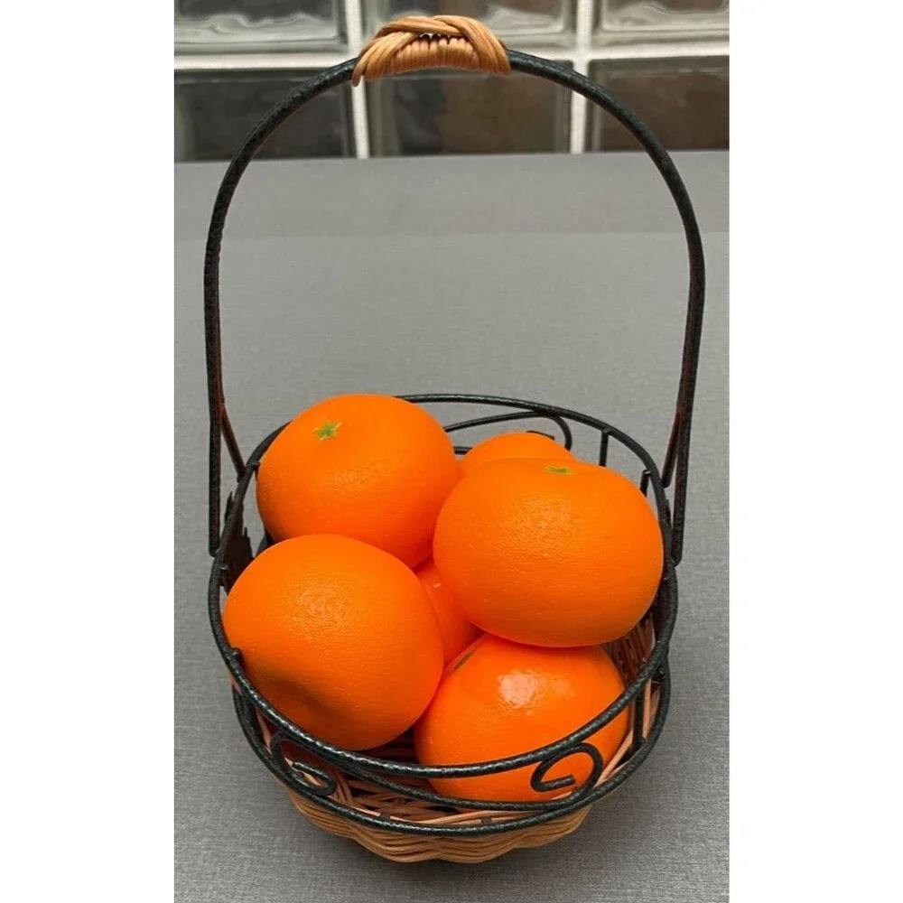 Cute Metal&Bamboo Basket With 6 Plastic Decoration  Oranges